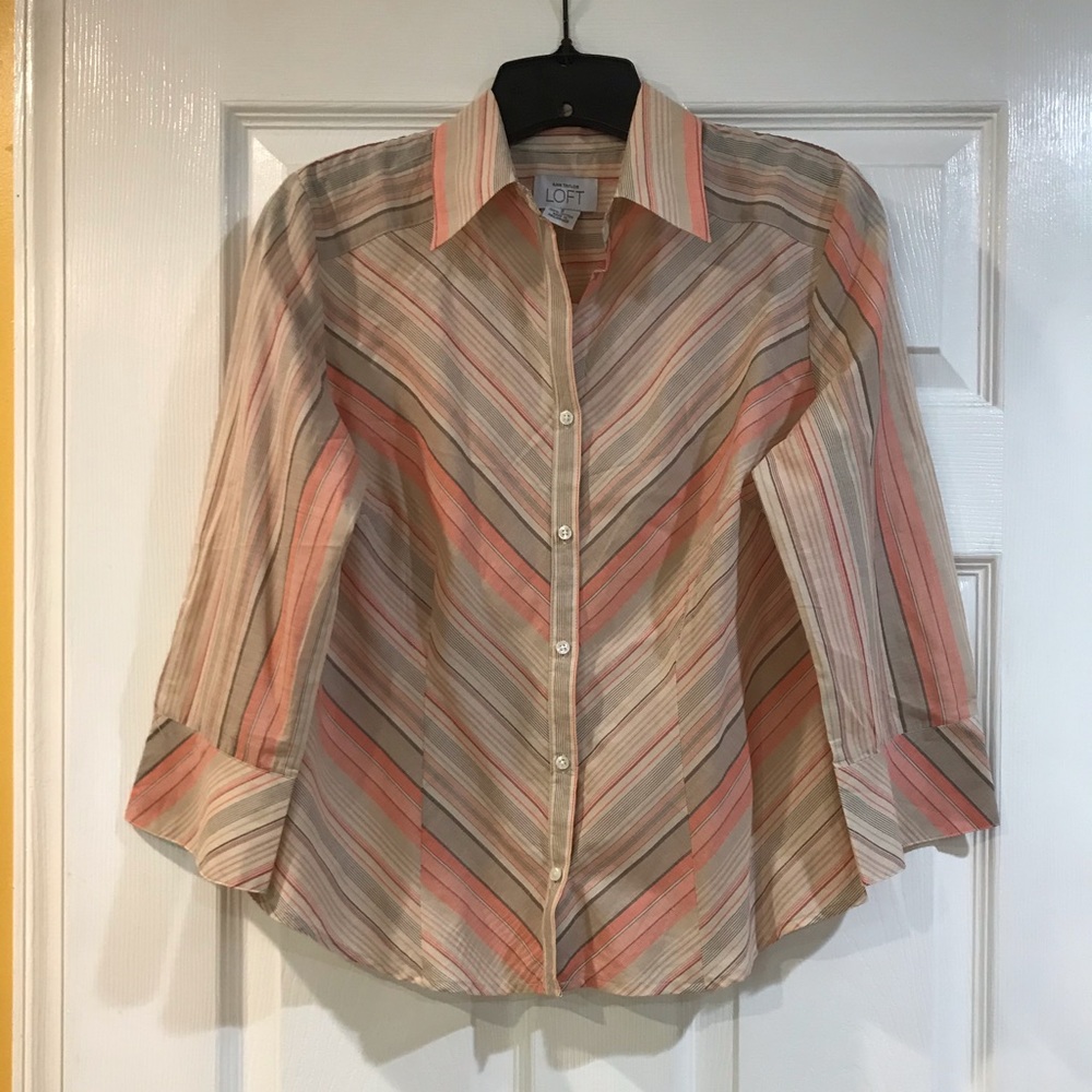 LOFT Long Sleeves Button Down Essential Shirt